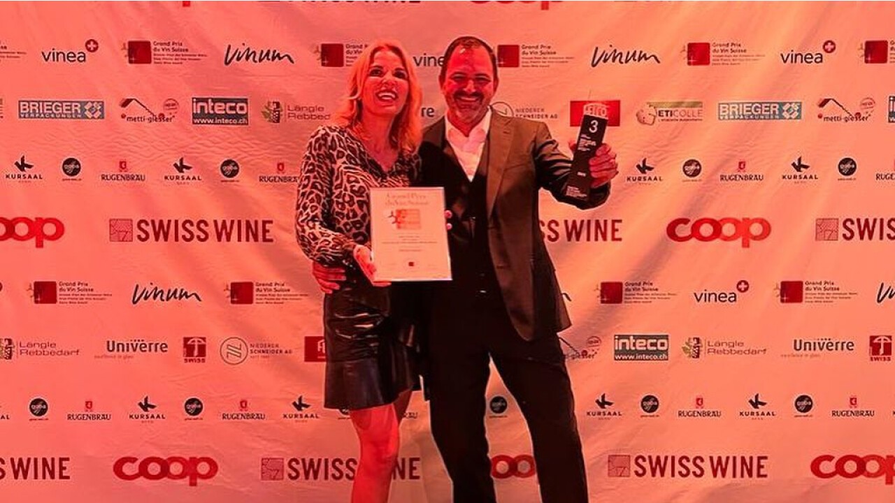 Christoph und Ria Schmid an der Preisübergabe am Grand Prix du Vin Suisse