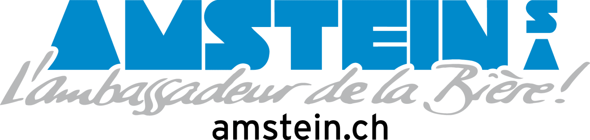 Logo mit fettem blauem Text AMSTEIN, grauem kursivem Text Lambassadeur de la Bière! darunter und schwarzer Website amstein.ch am unteren Rand auf transparentem Hintergrund.